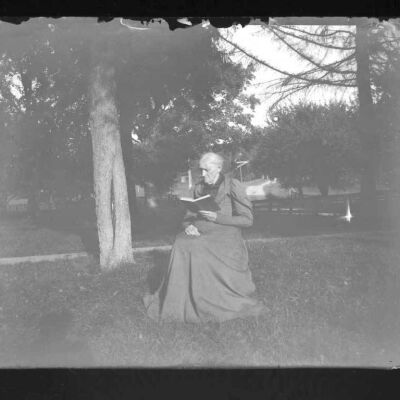 Woman reading