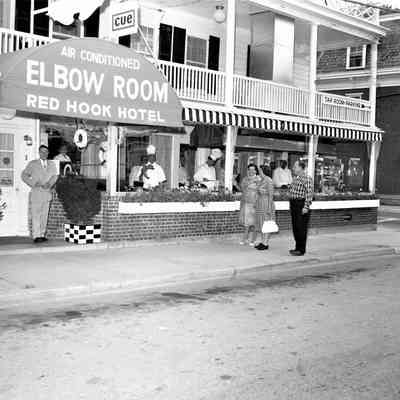 Red Hook Hotel, with chefs in front windows, 1960