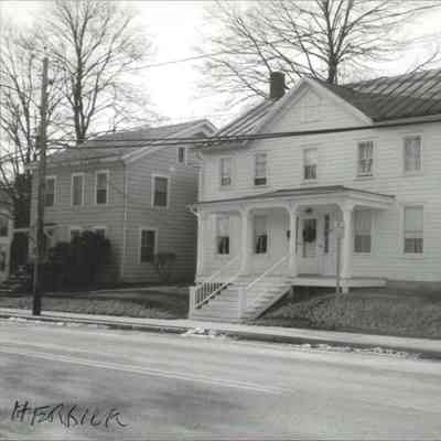 7441 South Broadway - 1997