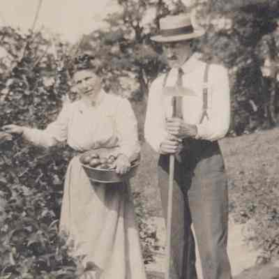 Mead Farm, Man and woman in the apple orchard