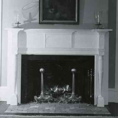 Maizeland - Fireplace and portrait - 1966
