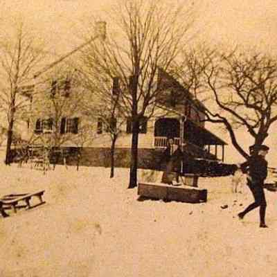 Clum farmhouse