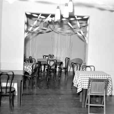 Hotel Morey Dining Area, Tivoli, 1964