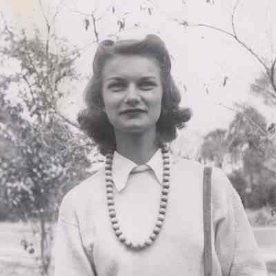 Elizabeth "Piz" Mead