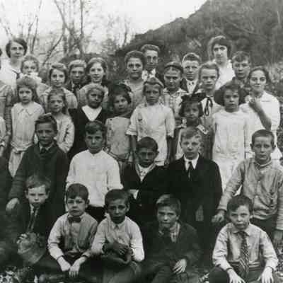 Barrytown School, District #8
