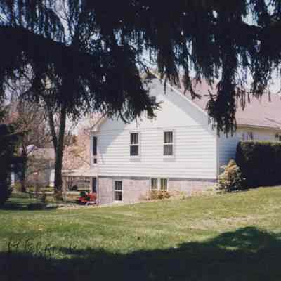 98 West Market Street - 1999