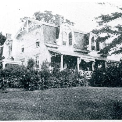 Whalesback Inn