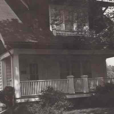 30 Thompson St. (1975 Survey)