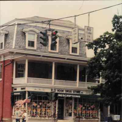 Red Hook Drug Store - 1997