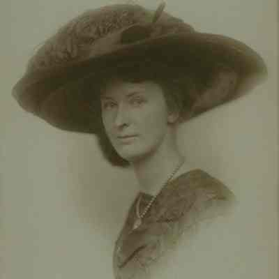 Cora Fulton