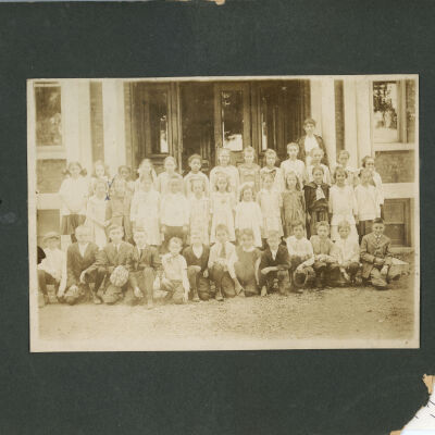 School class portrait