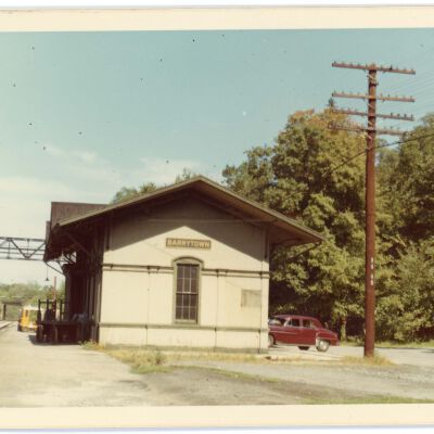 Barrytown Railway Station