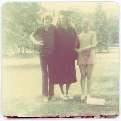 Sue Crane with her two children, Jeanne and Jim