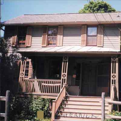 36 Cherry Street, 1999
