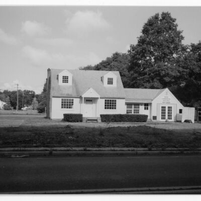 House next to Max's Memphis Barbecue