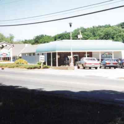 IGA Grocery Story - 1999