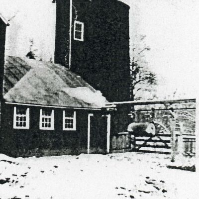 Robert S. Teator barns, 1916