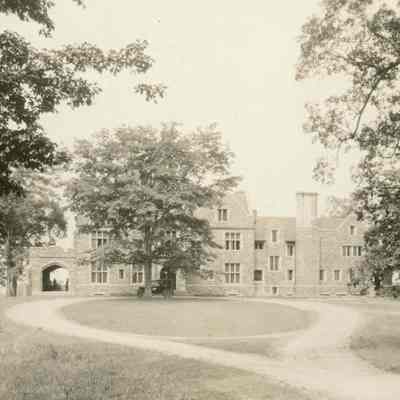 Ward Manor