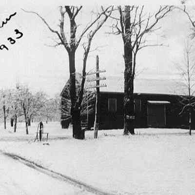 Clum hay barn, 1933