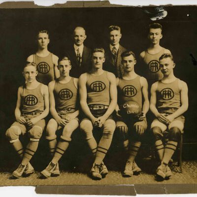 Red Hook High School basketball team 1917