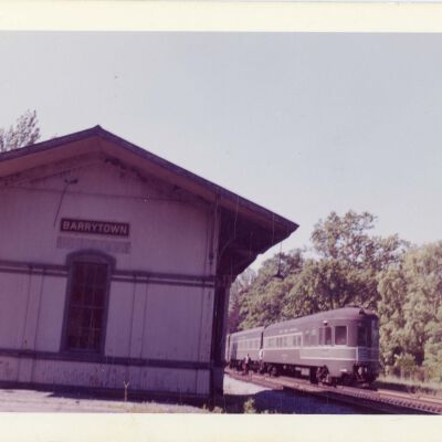 Barrytown Railway Station