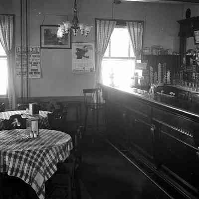 Reece's Bar Area with Cooler