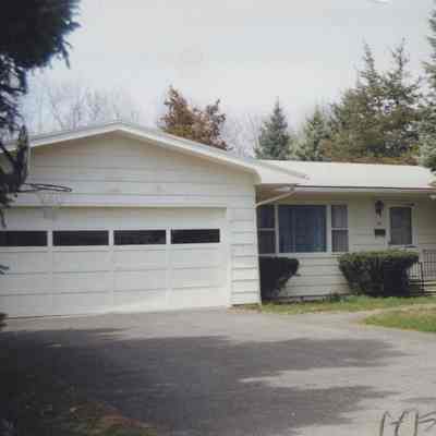 44 Benner Road - 1998