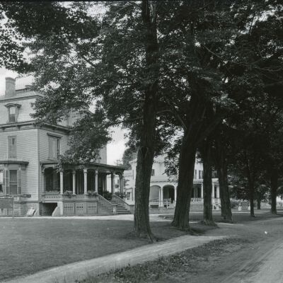 Hoffman Inn, North Broadway