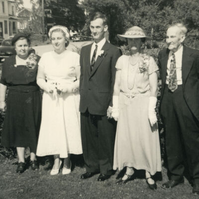 Wedding party: Claude Potts with bride