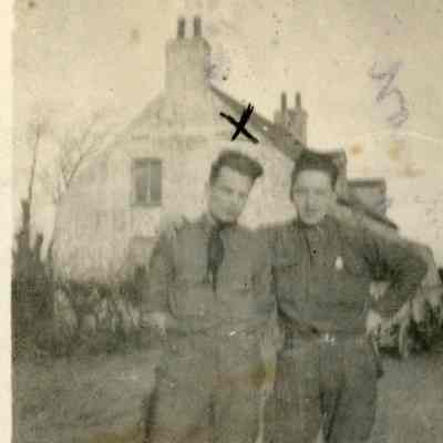 Roland A'Brial with fellow soldier, World War I