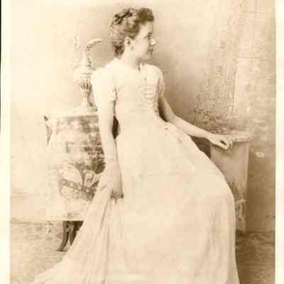 Agnes Elizabeth Lamb Losee