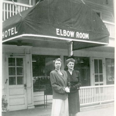 Olive Laib with another woman in front of Red Hook Hotel