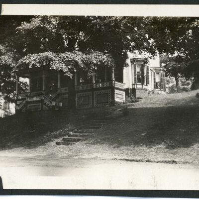 Thomas House, Losee House, Upper Red Hook