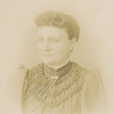Nettie McMillan
