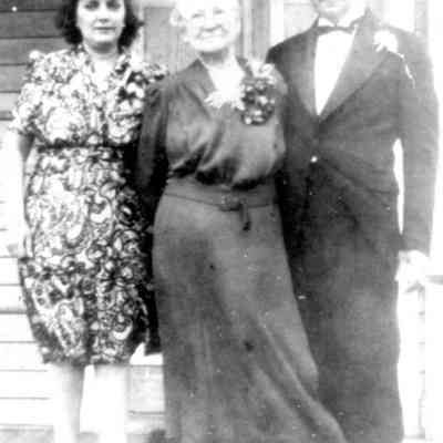 Edward, Irene and Mary Lewis