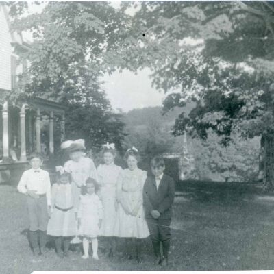 The Sittenham, Green, and Teator children