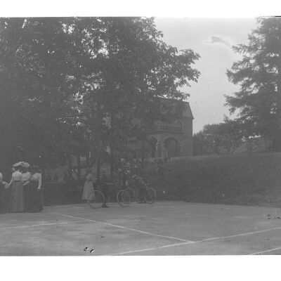 St Stephens College - women and bicycles