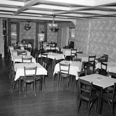 Hotel Regis dining room, 1956
