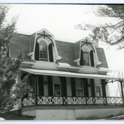 Lewis Home - Whalesback Rd.