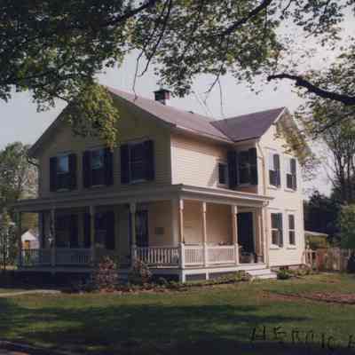 32 Fraleigh St. - 1998