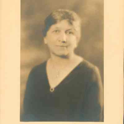 Agnes Elizabeth Lamb Losee, ca 1928