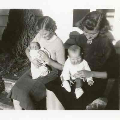 JoAnn Kane, Linda Kane, Soph Thomas, Dick Thomas