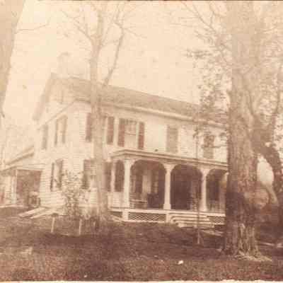 Clum farmhouse