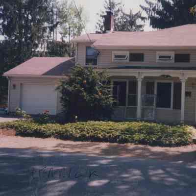 64 Fraleigh Street - 1998
