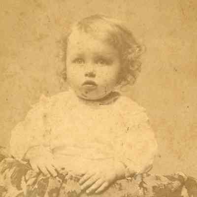 Formal portrait of Gordon Mead, Sr. as a child