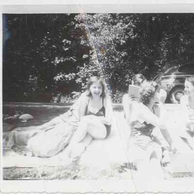Four girls in bathing suits, Sigrid Knobel and 'Rosemary.'