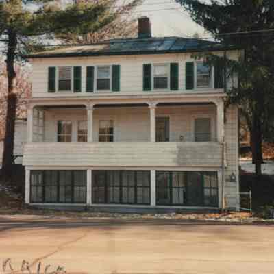 1262 River Road