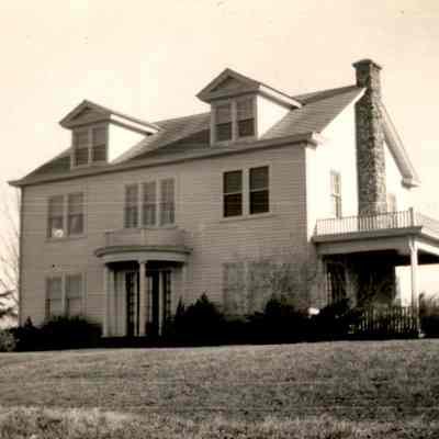 H. Coon house, Red Hook