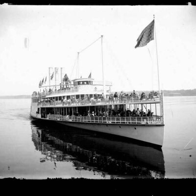 Albany Day Boat