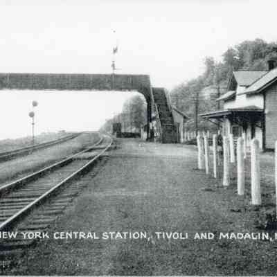New York Central Station, Tivoli and Madalin